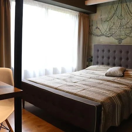 Urban House Apartament *